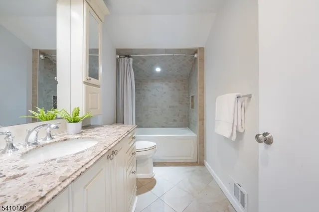 $745,000 | 17 Shady Lane, Fanwood, NJ 07023