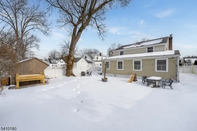 $745,000 | 17 Shady Lane, Fanwood, NJ 07023