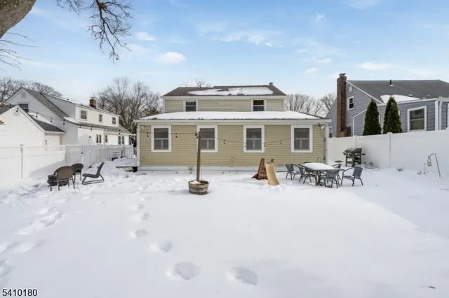 $745,000 | 17 Shady Lane, Fanwood, NJ 07023