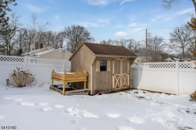 $745,000 | 17 Shady Lane, Fanwood, NJ 07023