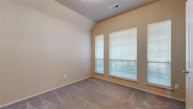 $3,100 | 1910 Wickersham Lane, Corinth, TX 76210