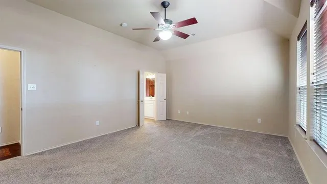 $3,100 | 1910 Wickersham Lane, Corinth, TX 76210