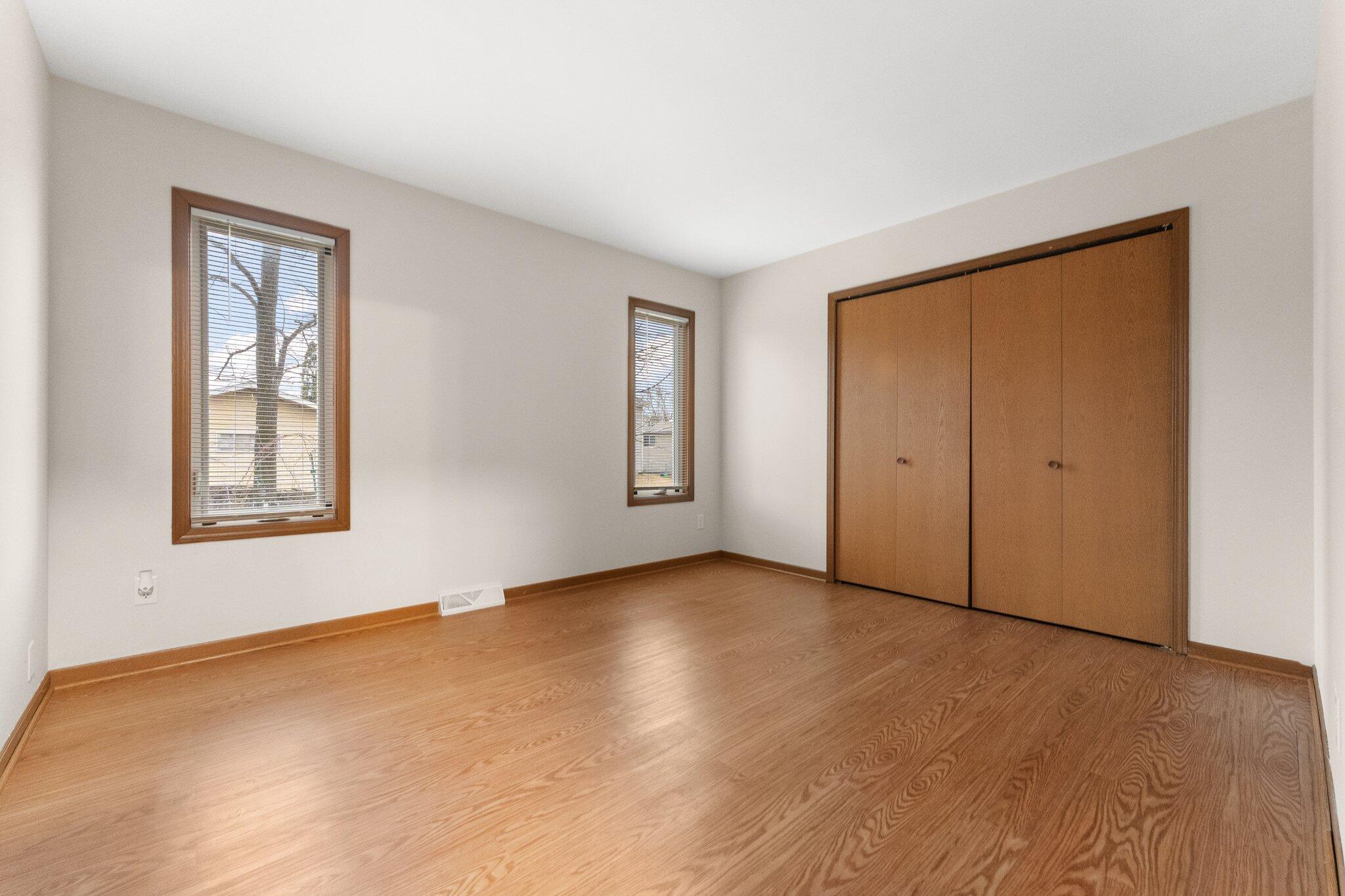 130-132 Meadow Road Crown Point, IN 46307 - Photo 18 of 22 2048x1365