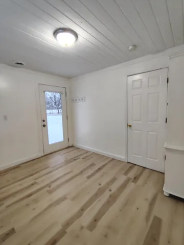 $1,600 | 23809 Shelby Road, Lowell, IN 46356