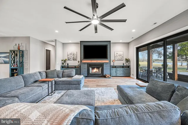 $2,600,000 | 2642 Peach Grove Road, Louisa, VA 23093