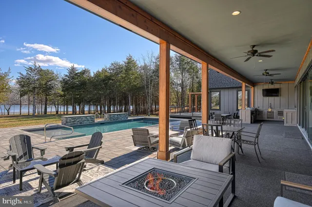 $2,600,000 | 2642 Peach Grove Road, Louisa, VA 23093