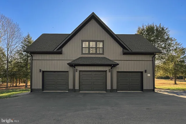 $2,600,000 | 2642 Peach Grove Road, Louisa, VA 23093