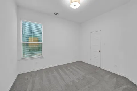 $409,900 | 2825 Stanley Avenue, Fort Worth, TX 76110