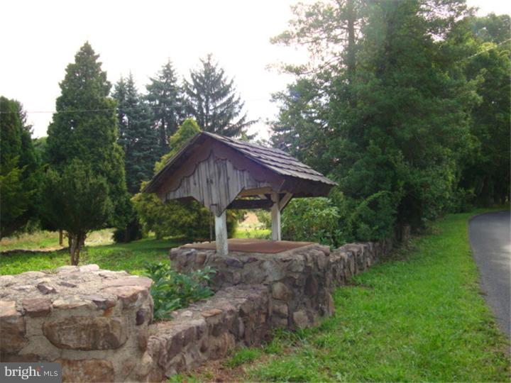1801 Peppermint Road Coopersburg, PA 18036 - Photo 7 of 10 Gallery Image 7