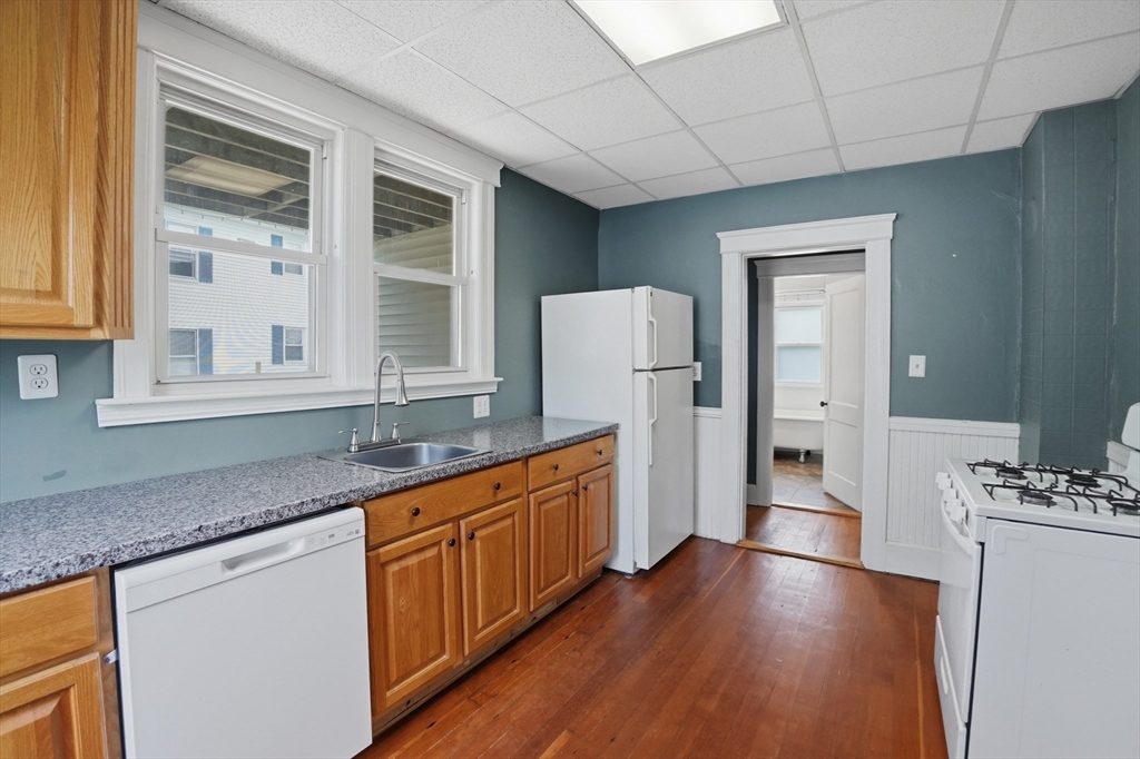 3 Boyden St Extension Webster, MA 01570 - Photo 14 of 34