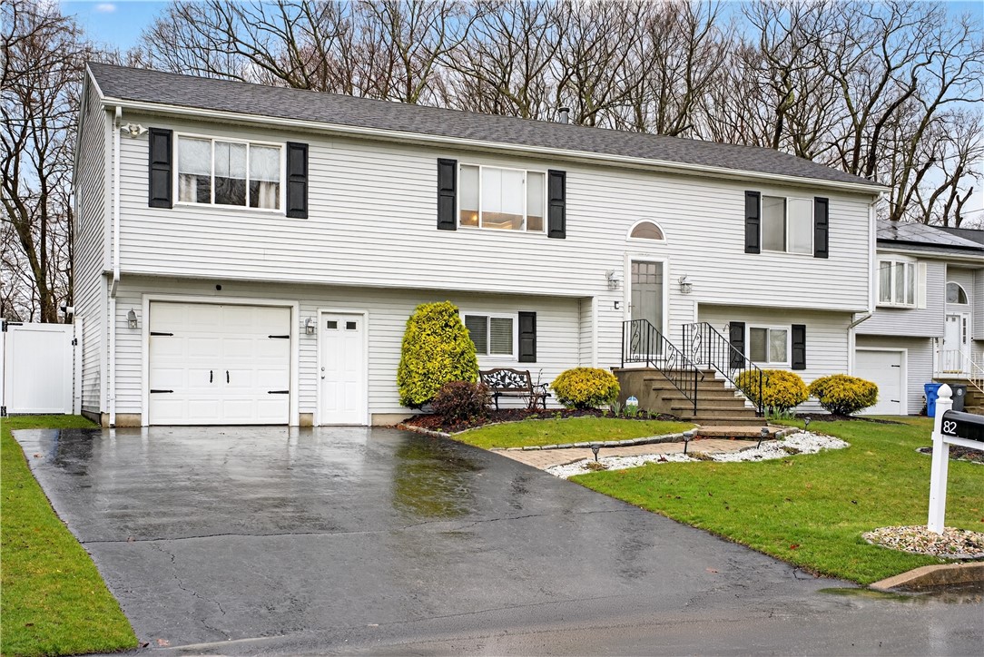 82 Mohawk Trail Cranston, RI 02921 - Photo 20 of 24