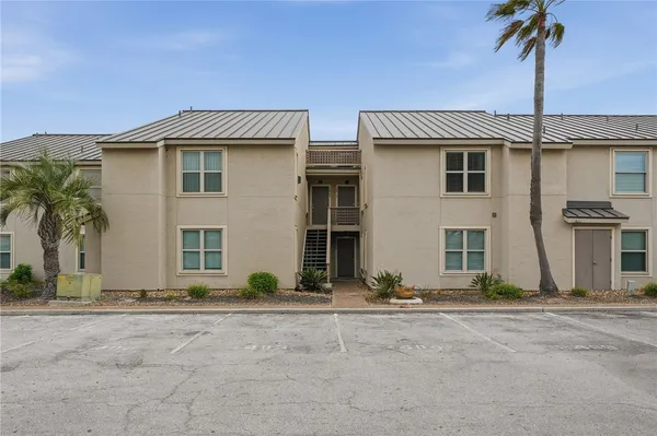 $425,000 | 2404 Bayhouse Drive, Unit 2404, Rockport, TX 78382