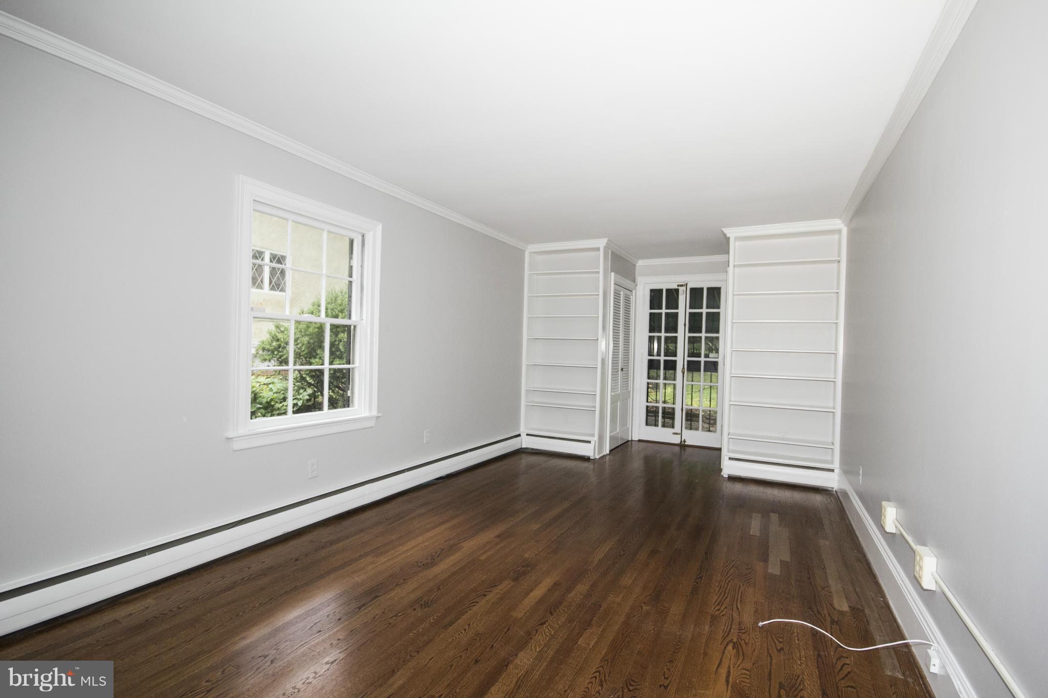 204 St Martins Road Baltimore, MD 21218 - Photo 7 of 30 Family Room