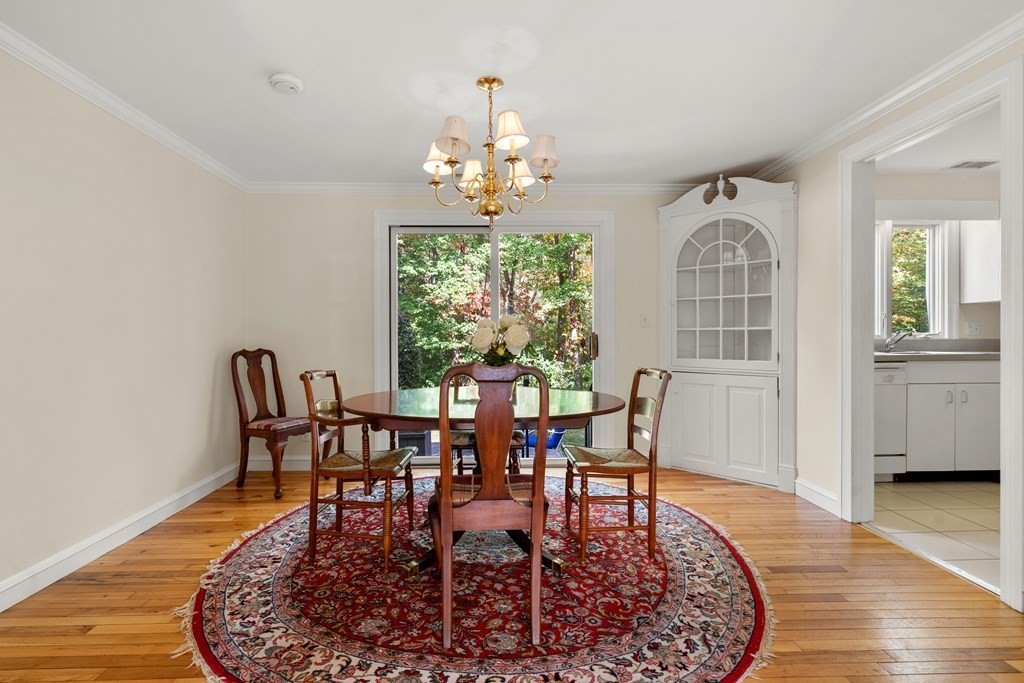 125 Jericho Road, Unit 125 Weston, MA 02493 - Photo 5 of 24
