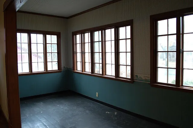 $135,000 | 509 3rd Street Southwest, Austin, MN 55912