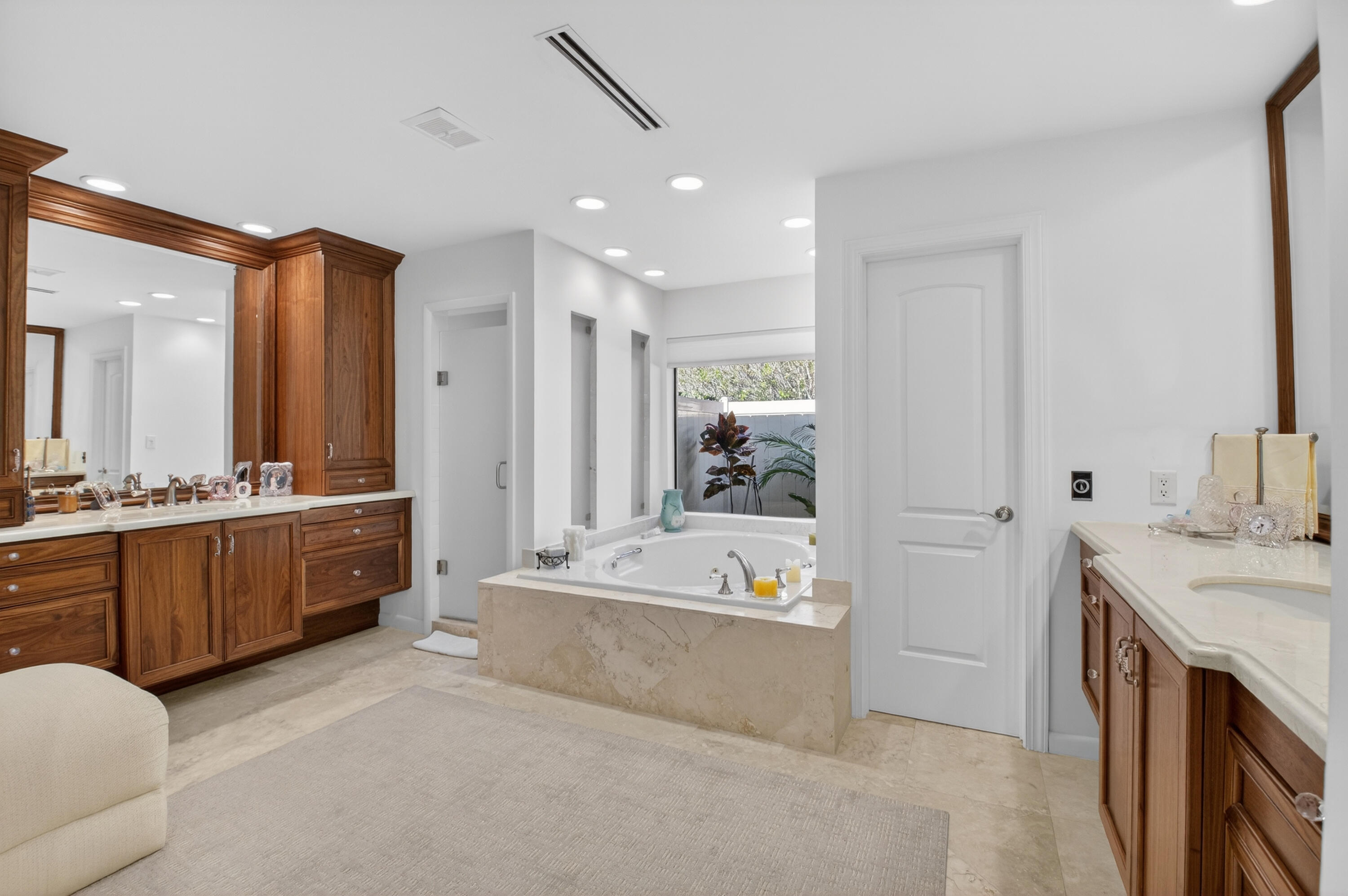 19682 Oakbrook Court Boca Raton, FL 33434 - Photo 26 of 88 DSC_5358