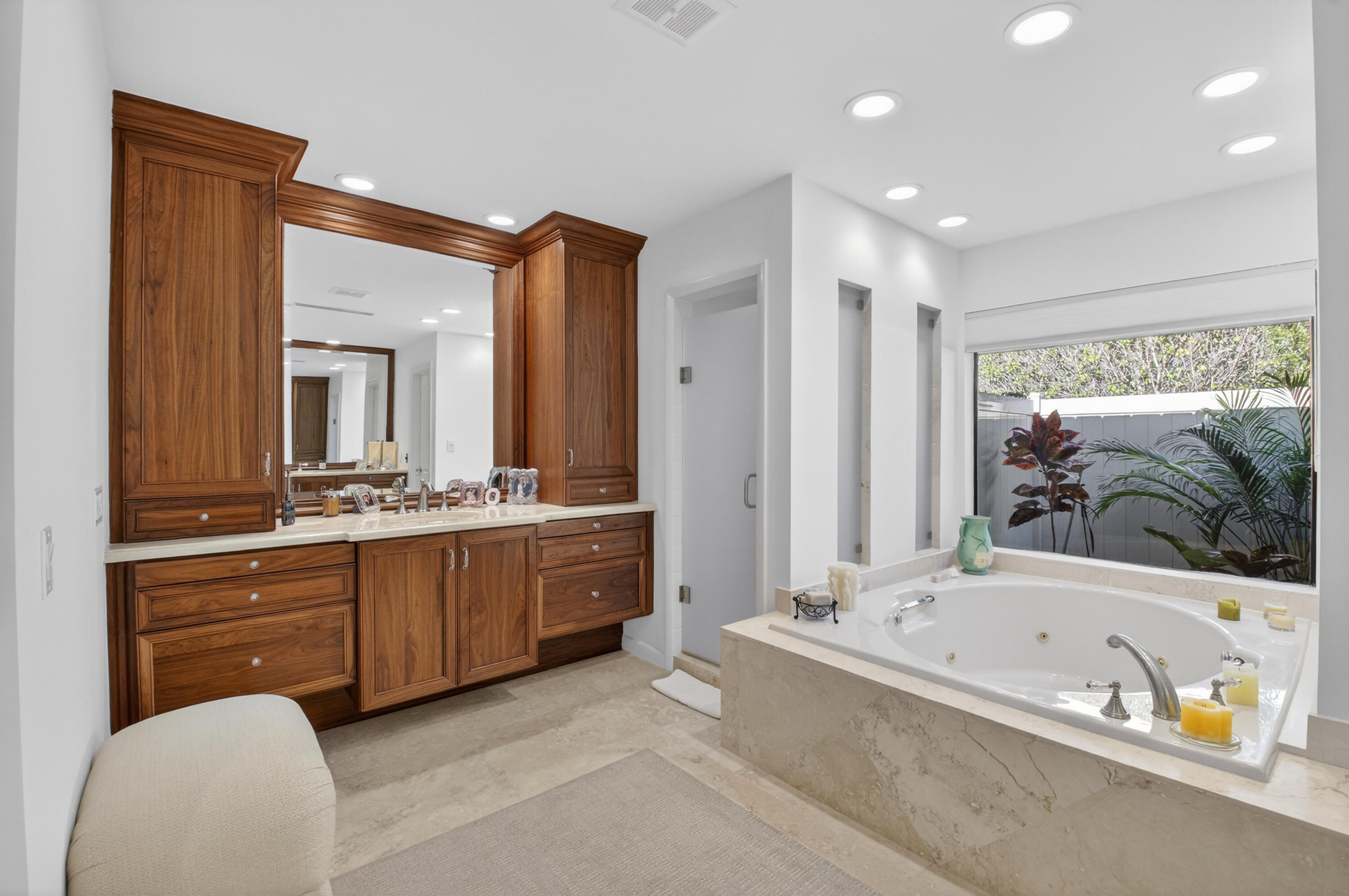 19682 Oakbrook Court Boca Raton, FL 33434 - Photo 28 of 88 DSC_5369