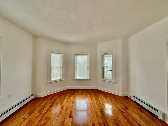 $3,700 | 186 Arlington Street, Unit 186, Quincy, MA 02170