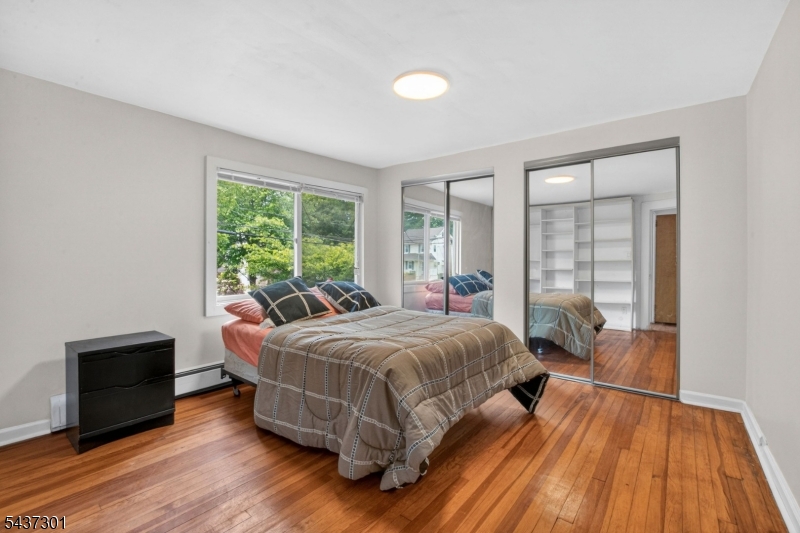 489 Maple Avenue Teaneck, NJ 07666 - Photo 8 of 12
