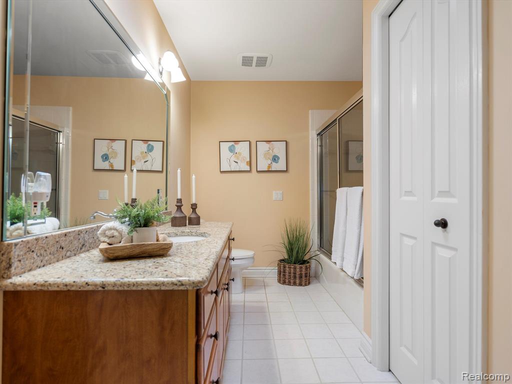 1331 Avon Circle West Rochester Hills, MI 48309 - Photo 32 of 54