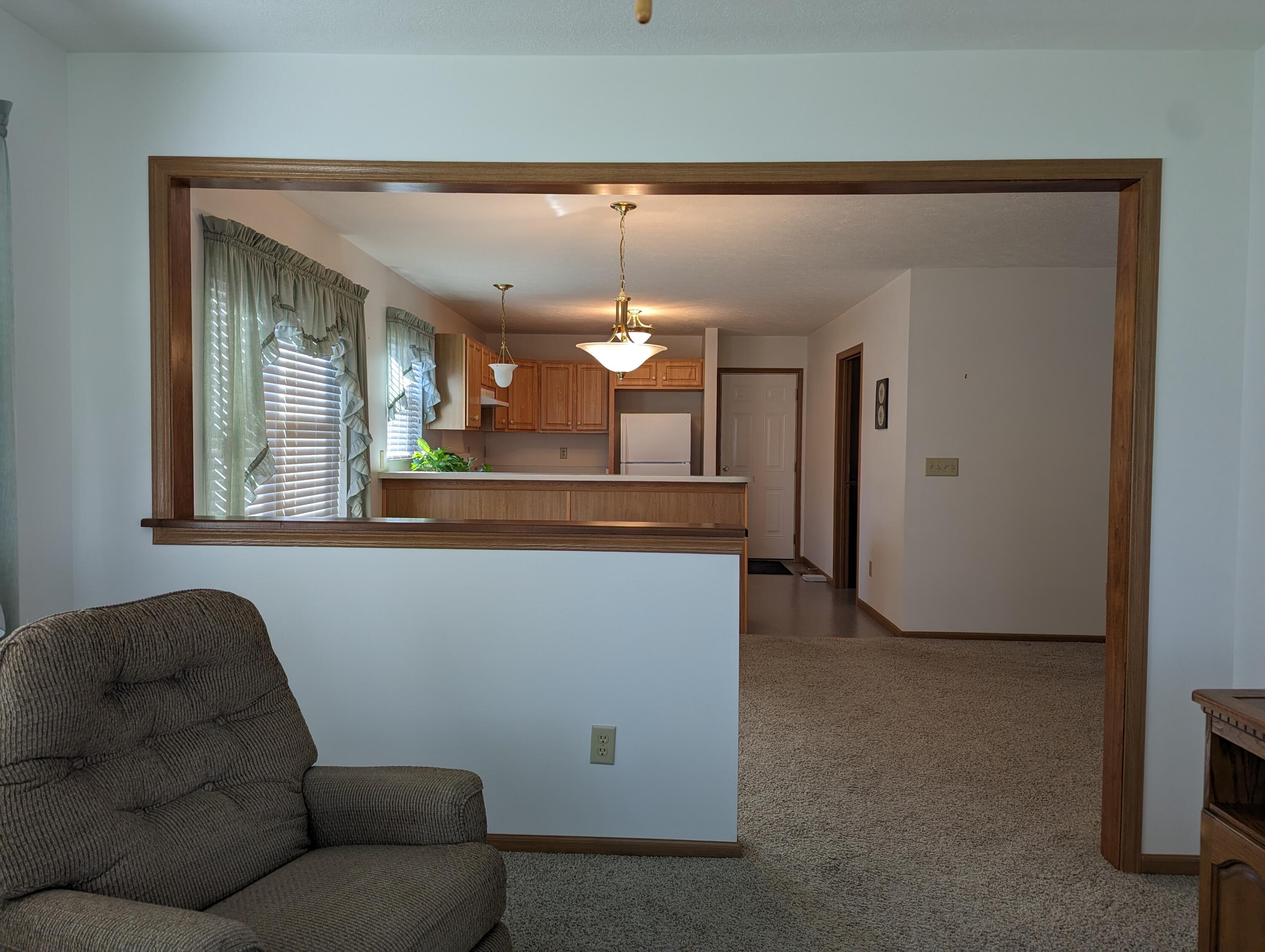270 Hampton Trail Springfield, OH 45502 - Photo 4 of 28 Gallery Image 4
