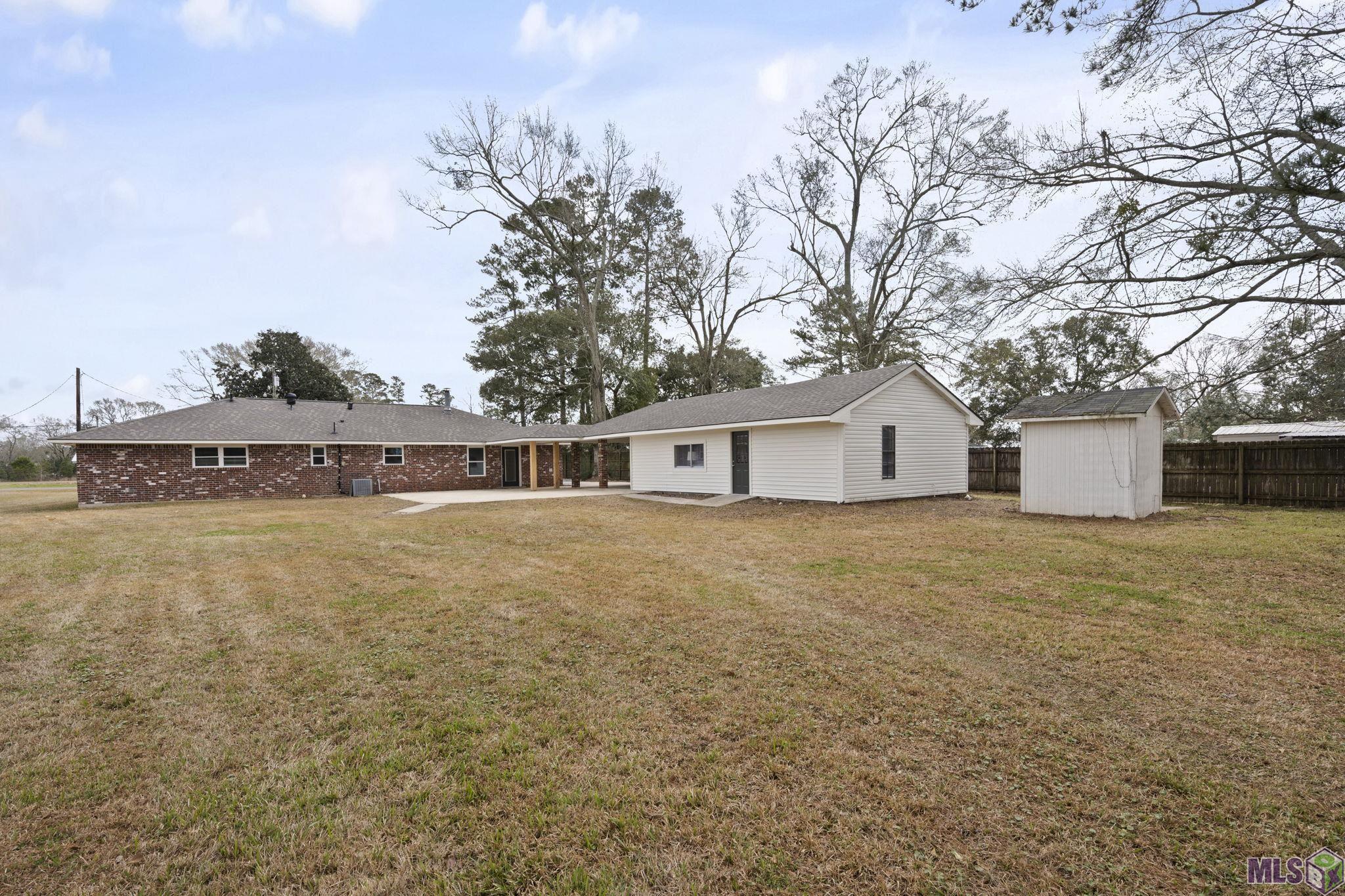 13029 Babin Road Gonzales, LA 70737 - Photo 17 of 32