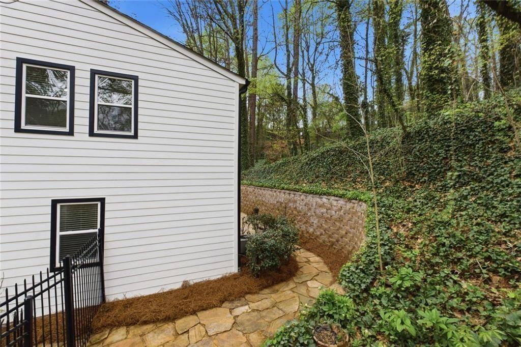 7170 Riverside Drive Atlanta, GA 30328 - Photo 50 of 63 Gallery Image 50
