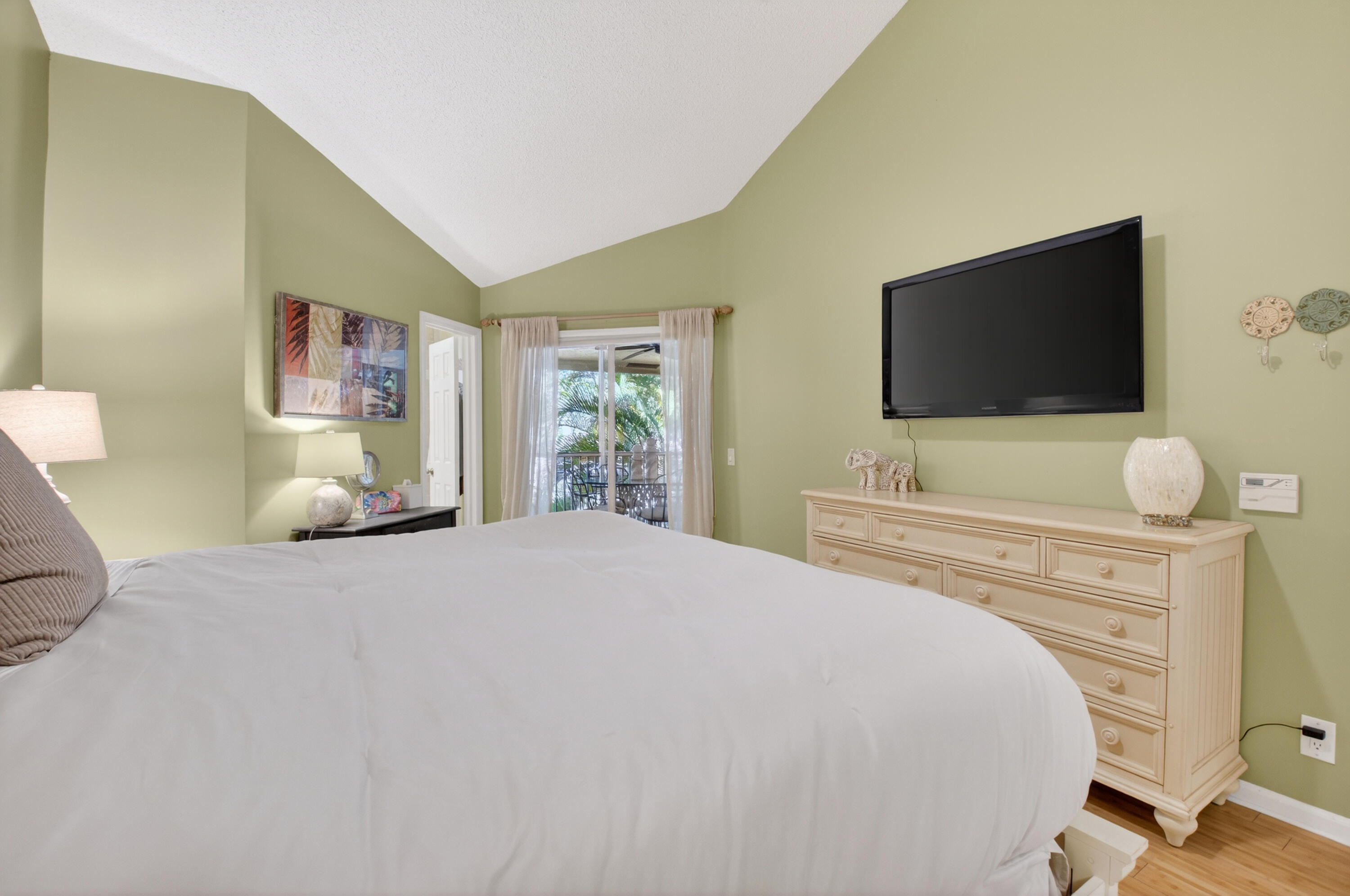 6658 Via Regina, Unit 10 Boca Raton, FL 33433 - Photo 18 of 58 Primary Bedroom