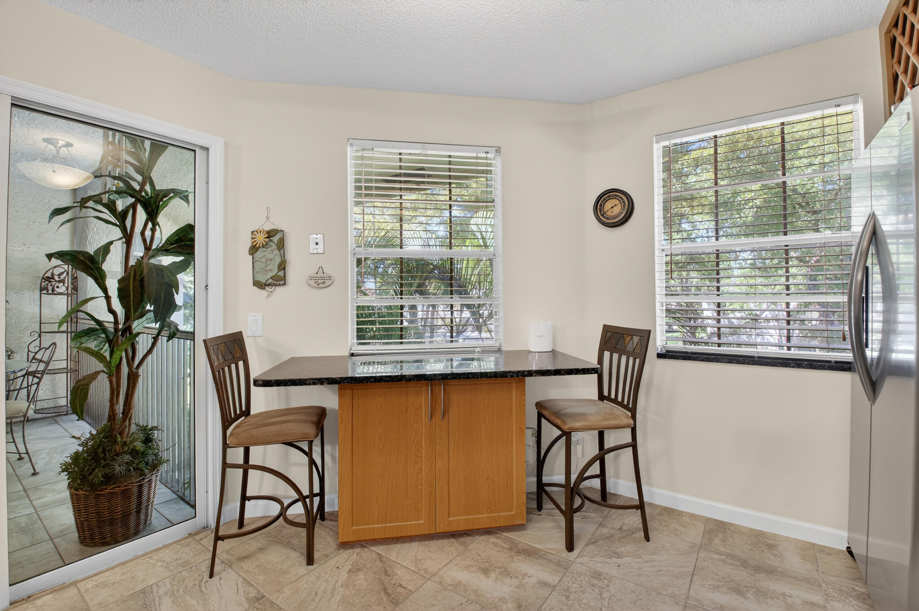 6658 Via Regina, Unit 10 Boca Raton, FL 33433 - Photo 9 of 58 Kitchen