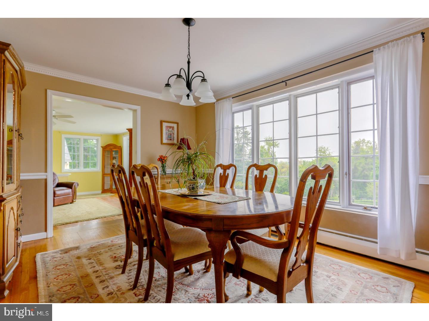 3657 Providence Road Newtown Square, PA 19073 - Photo 4 of 24 Dining Room