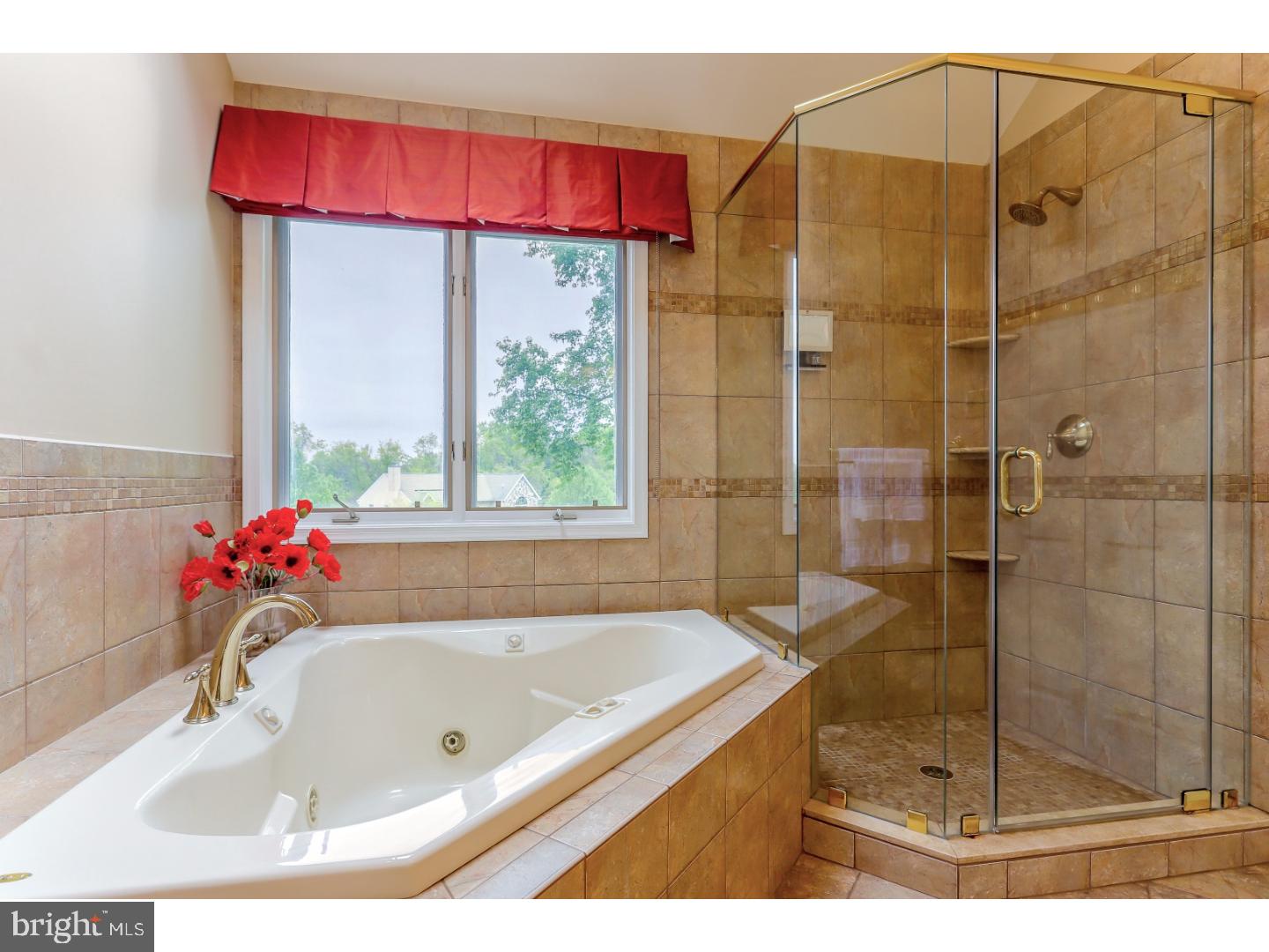 3657 Providence Road Newtown Square, PA 19073 - Photo 10 of 24 Master Bathroom