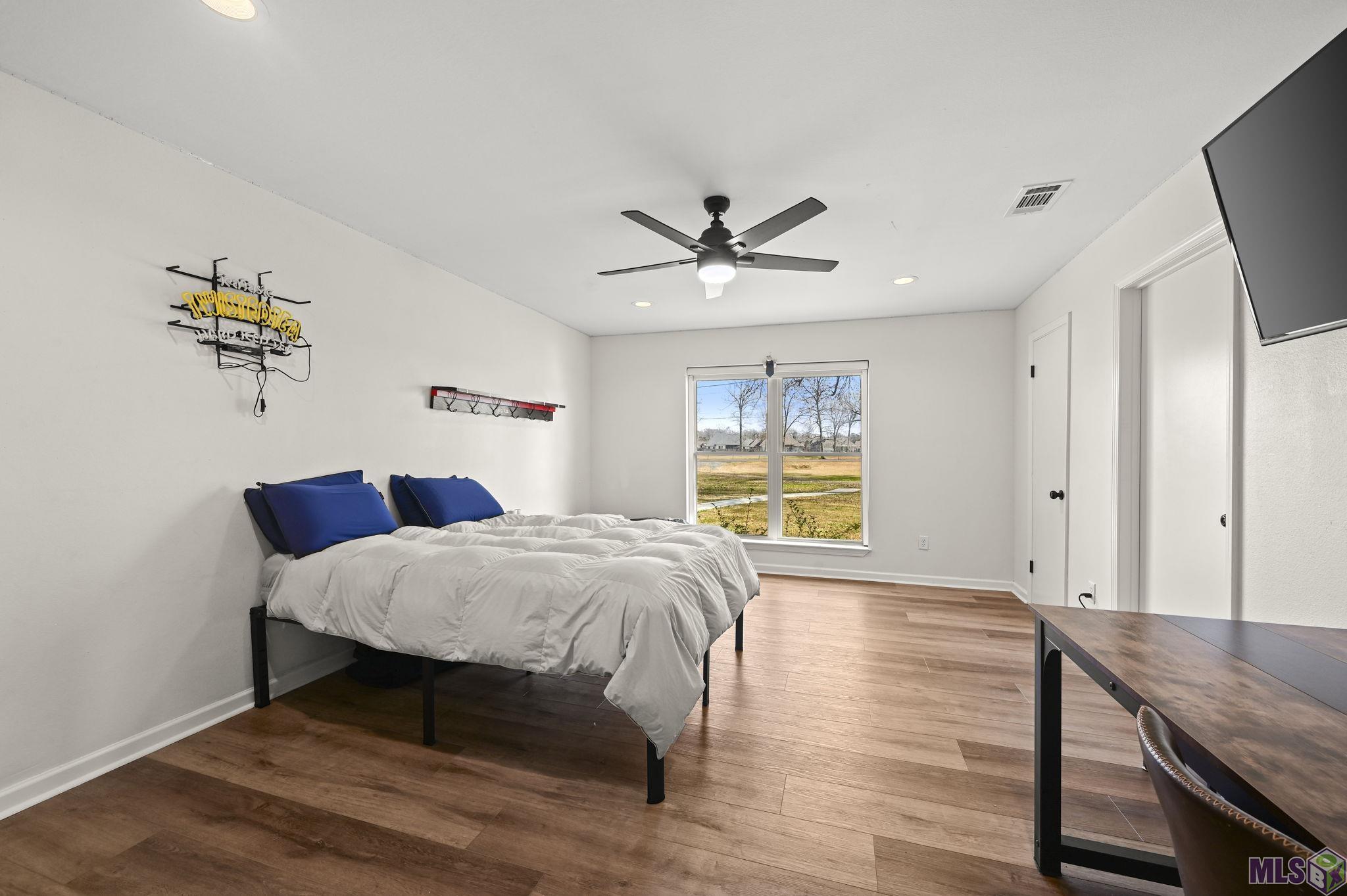 18181 Van Broussard Road Prairieville, LA 70769 - Photo 26 of 49 Bedroom