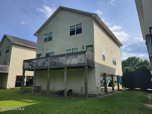 $1,500 | 2009 River Drive, Unit A, Greenville, NC 27858