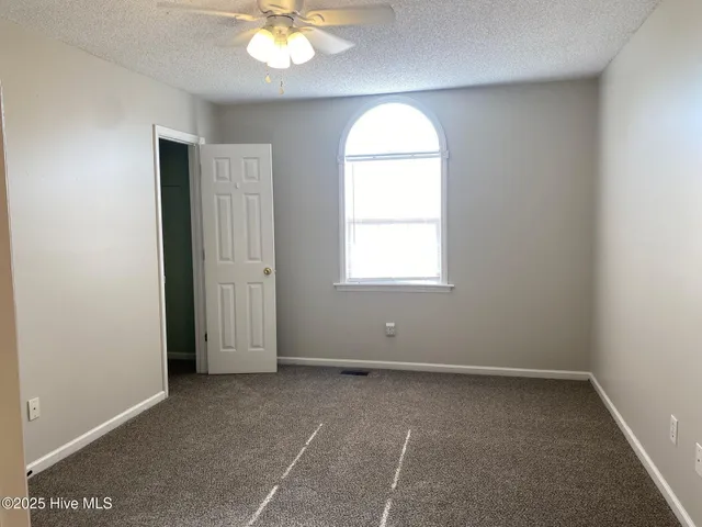 $1,500 | 2009 River Drive, Unit A, Greenville, NC 27858