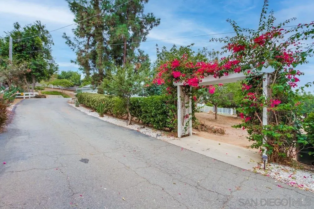 227 Hutchison Street Vista, CA 92084 - Photo 54 of 58