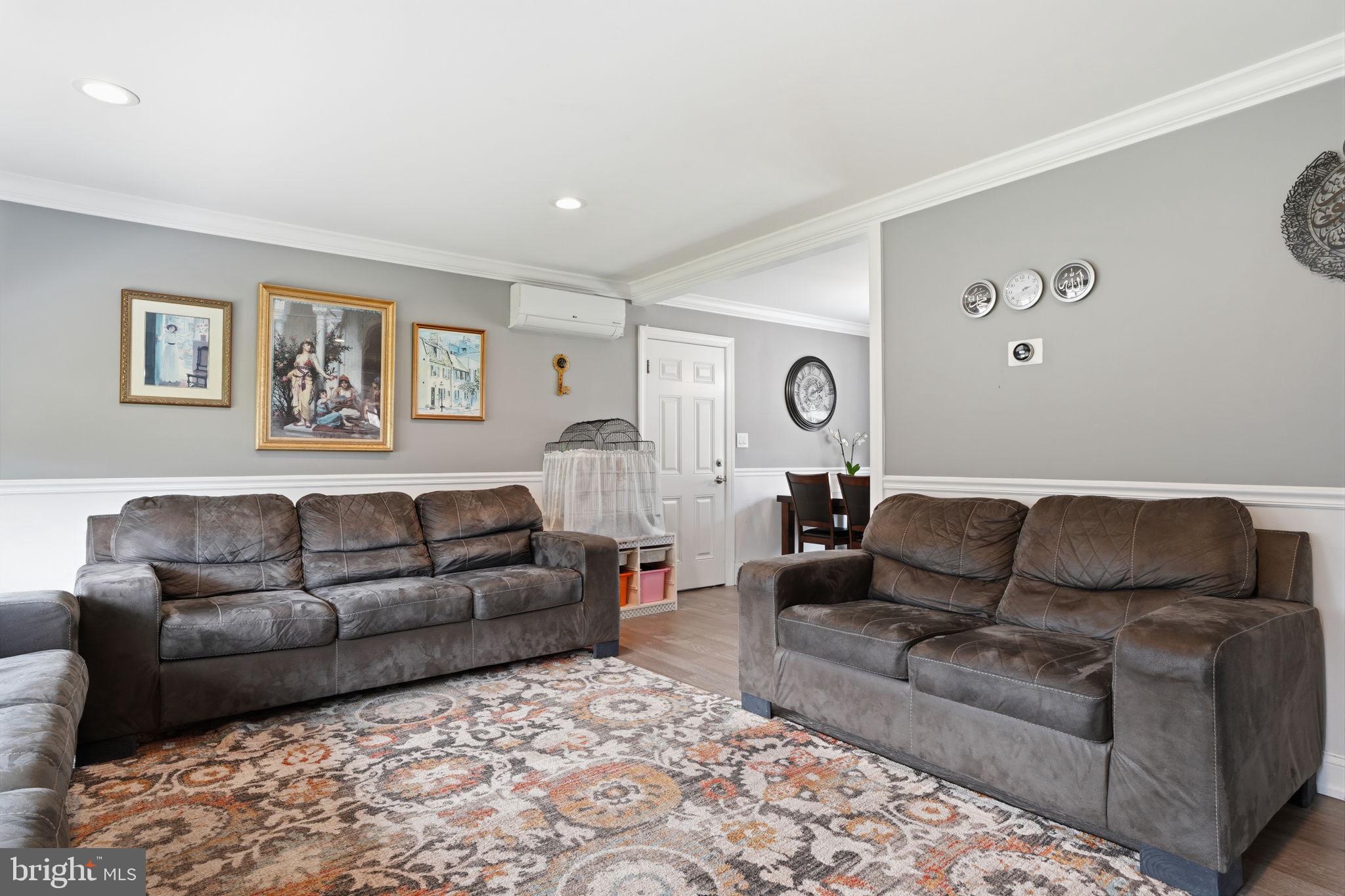 1 Larkspur Road Levittown, PA 19056 - Photo 3 of 32