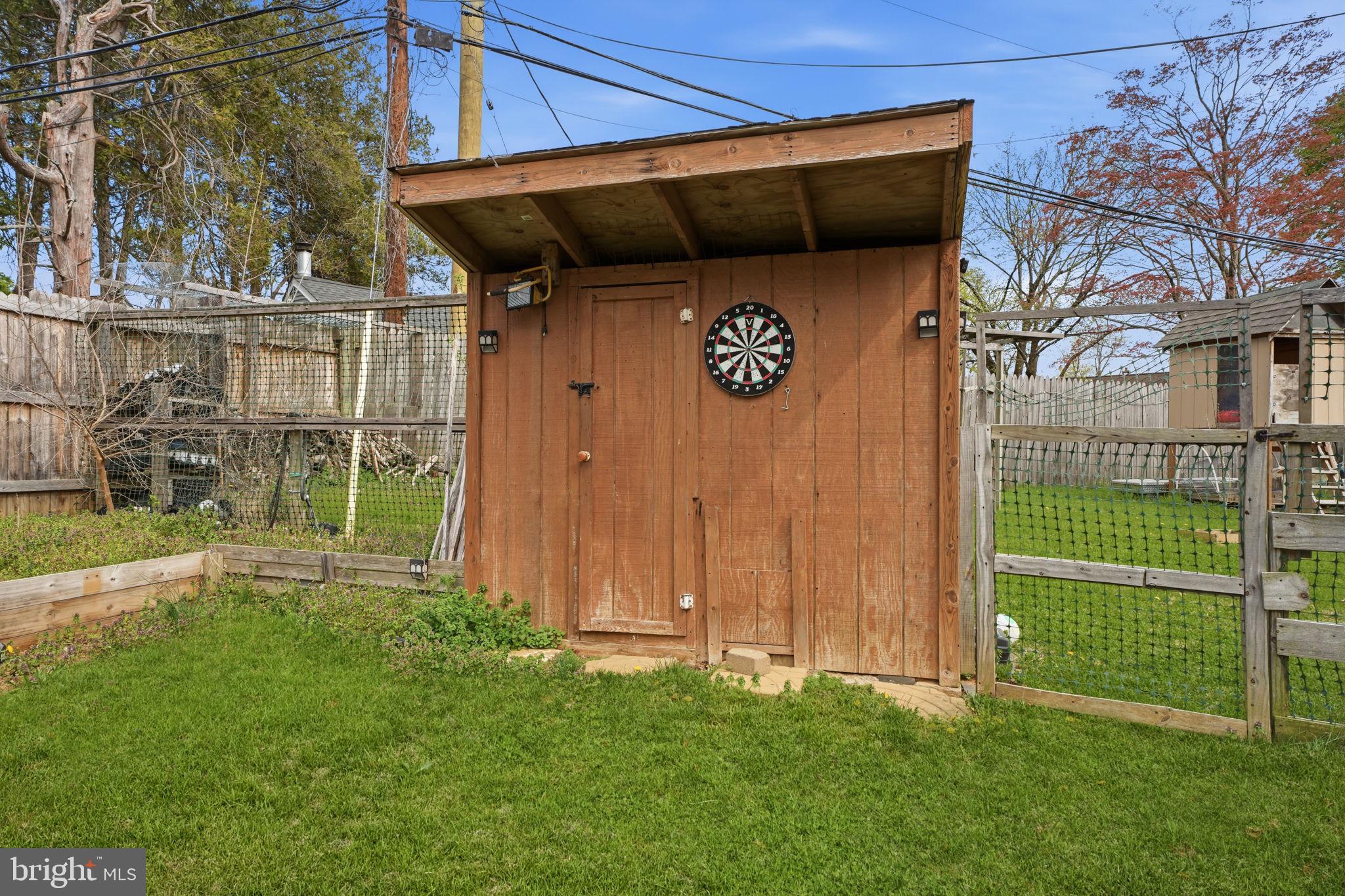 1 Larkspur Road Levittown, PA 19056 - Photo 32 of 32