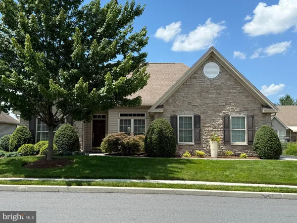 $550,000 | 504 Nursery Drive South, Mechanicsburg, PA 17055