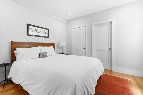 $1,100,000 | 32 Cambridge Terrace, Unit 1, Cambridge, MA 02140