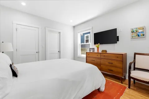 $1,100,000 | 32 Cambridge Terrace, Unit 1, Cambridge, MA 02140