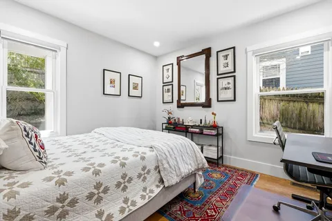 $1,100,000 | 32 Cambridge Terrace, Unit 1, Cambridge, MA 02140