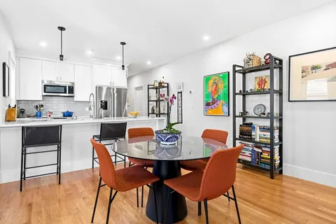 $1,100,000 | 32 Cambridge Terrace, Unit 1, Cambridge, MA 02140
