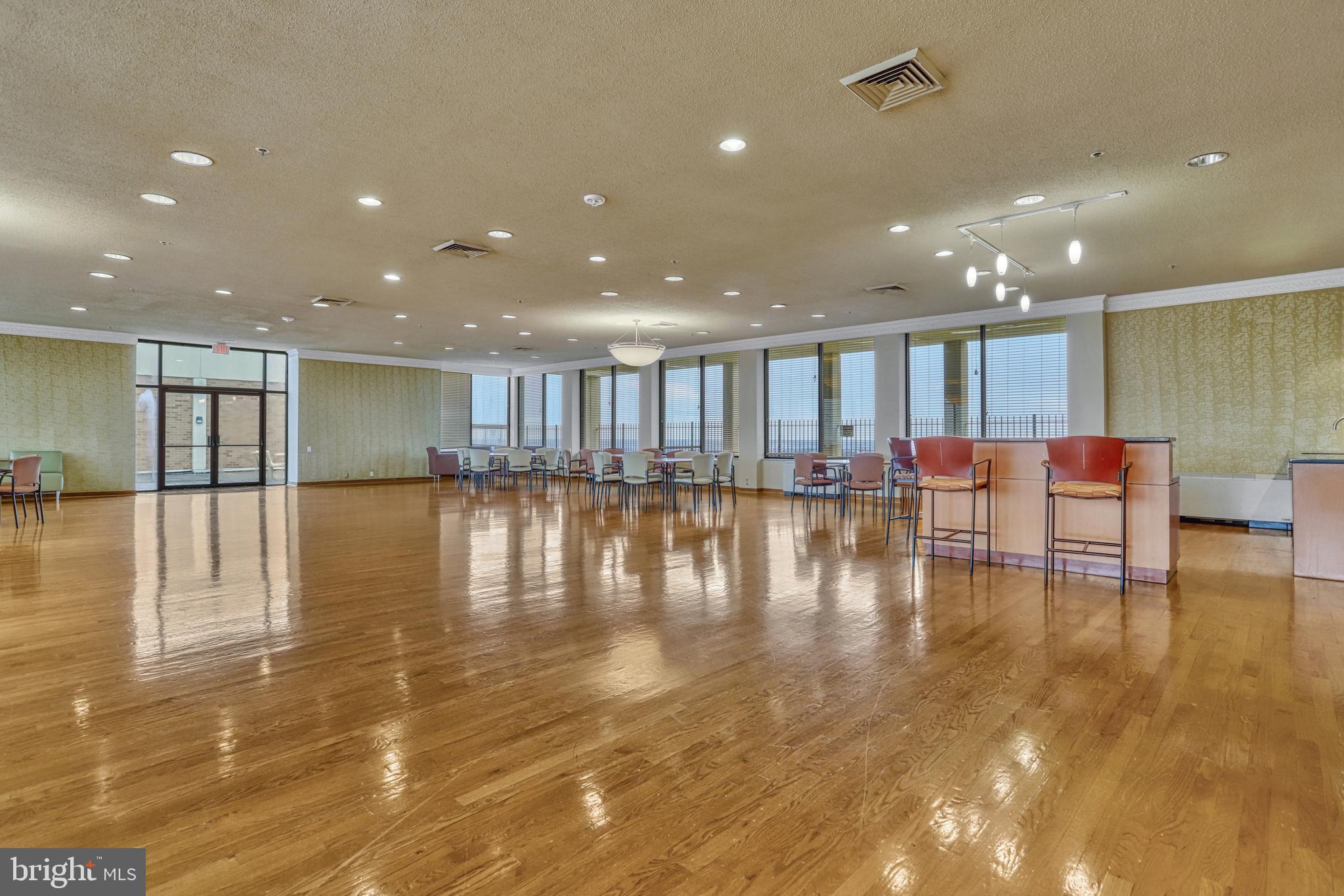 5505 Seminary Road, Unit 1614N Falls Church, VA 22041 - Photo 44 of 60