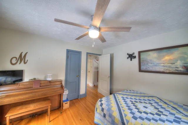 a view of big yard in front of house