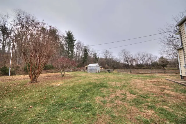 $350,000 | 7011 South East Highway, Elkton, VA 22827