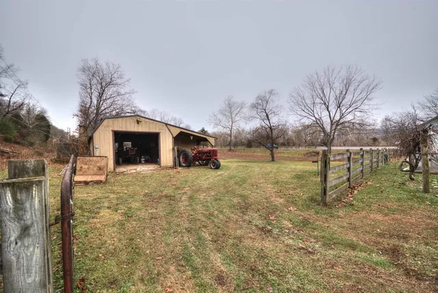 $350,000 | 7011 South East Highway, Elkton, VA 22827