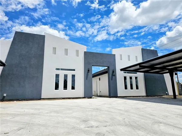 $515,000 | 1200 South Woodland Drive, Pharr, TX 78577
