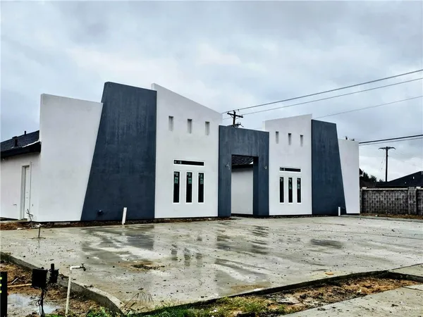 $515,000 | 1200 South Woodland Drive, Pharr, TX 78577