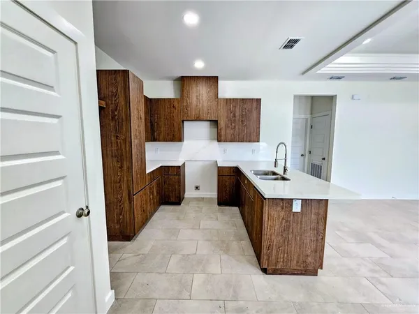 $515,000 | 1200 South Woodland Drive, Pharr, TX 78577