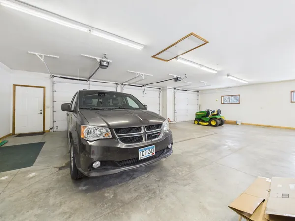 $589,000 | 19801 Sundown Lane, Glenwood, MN 56334